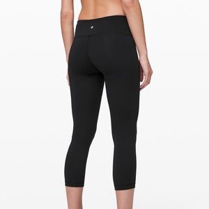 LULULEMON // Mid Rise Wunder Under Luon Crops